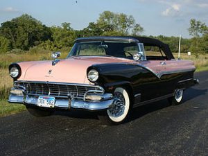 1956 Ford Sunliner 2